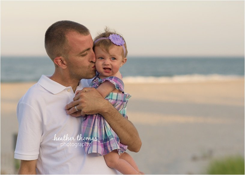 ocean-city-nj-beach-photographers-27.jpg FATHER AND DAUGHTER ON BEACH IN SEA ISLE CITY, NJ