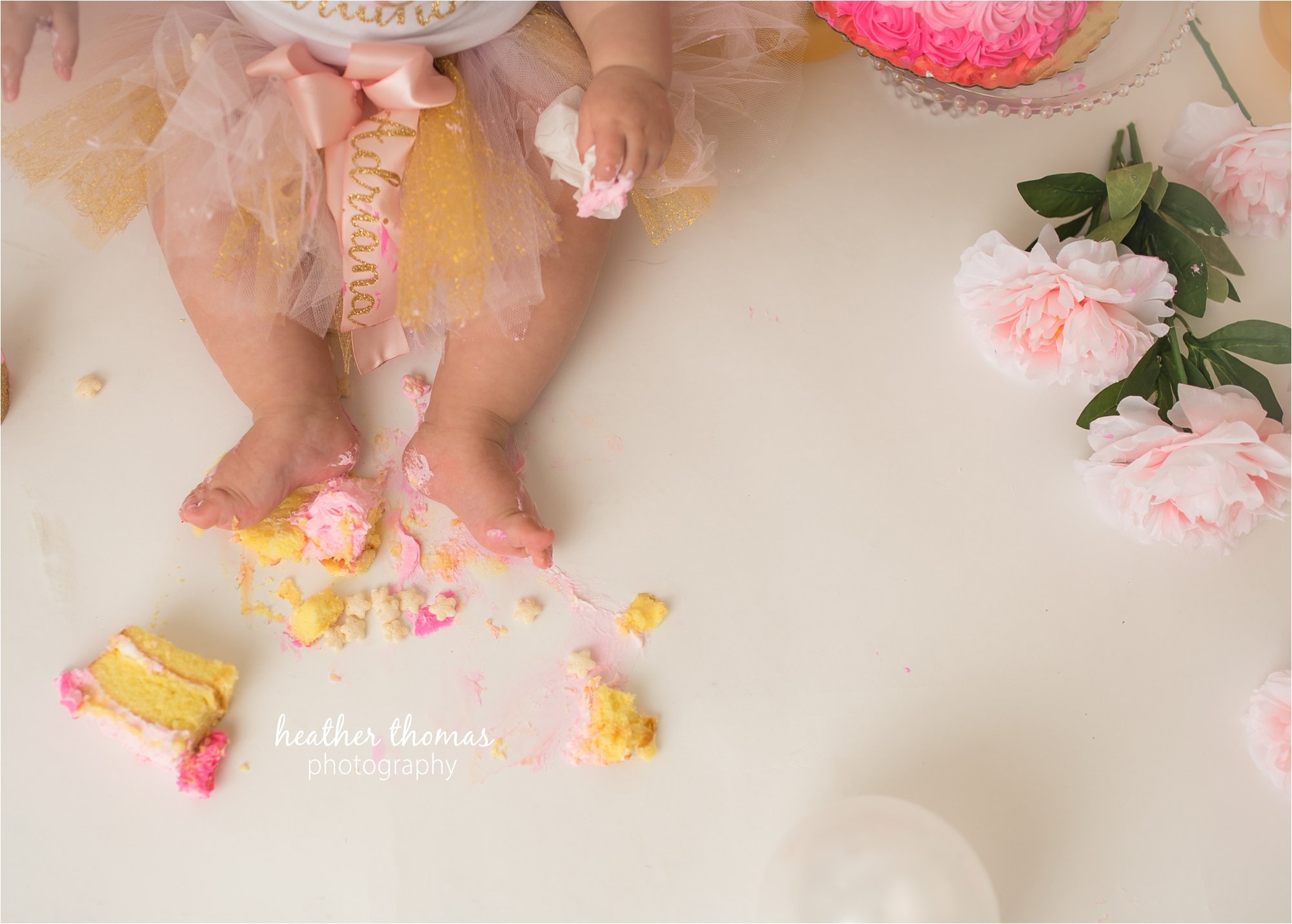 bucks county first birthday photographer-70.jpg a cake smash photography session in bucks county pa