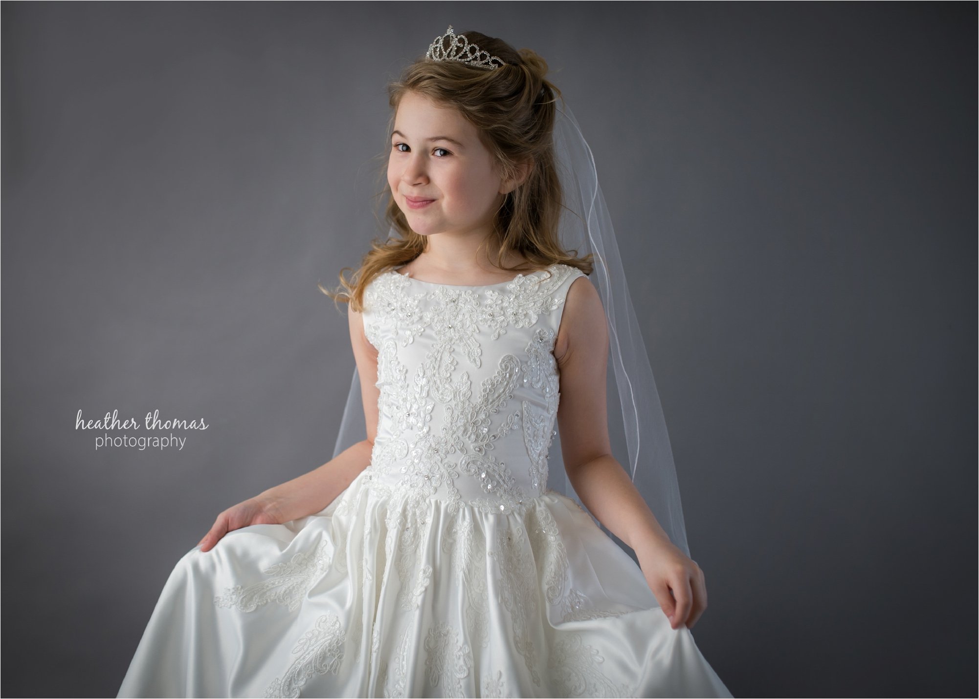 st andrews newtown communion portraits-48.jpg maternity portraits of a family of three at azalea garden waterworks with heather thomas photography