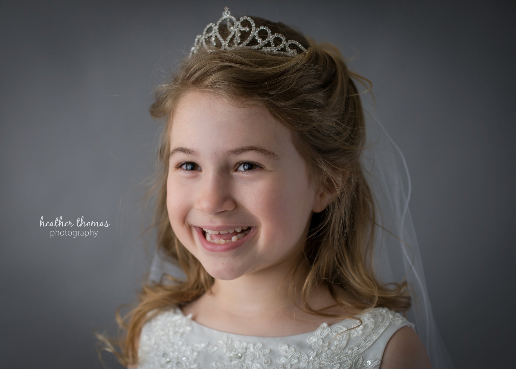 st andrews newtown communion portraits-50.jpg maternity portraits of a family of three at azalea garden waterworks with heather thomas photography
