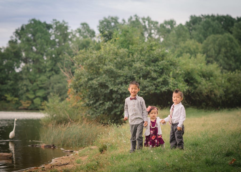 Core Creek Family Pictures | Langhorne, PA outdoor photography session in langhorne pa with heather thomas photography
