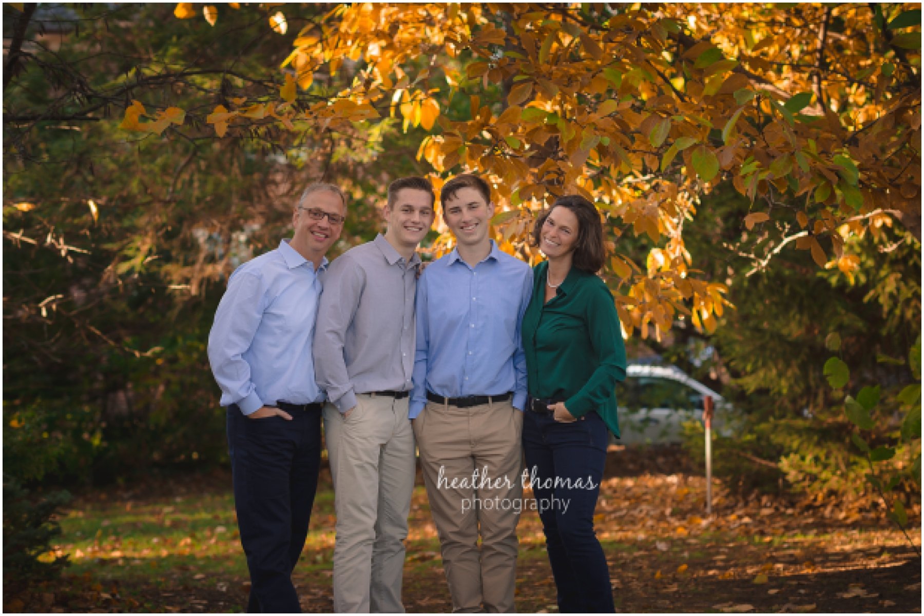 Fall Pictures at the Outdoor Studio in Newtown | The C Family