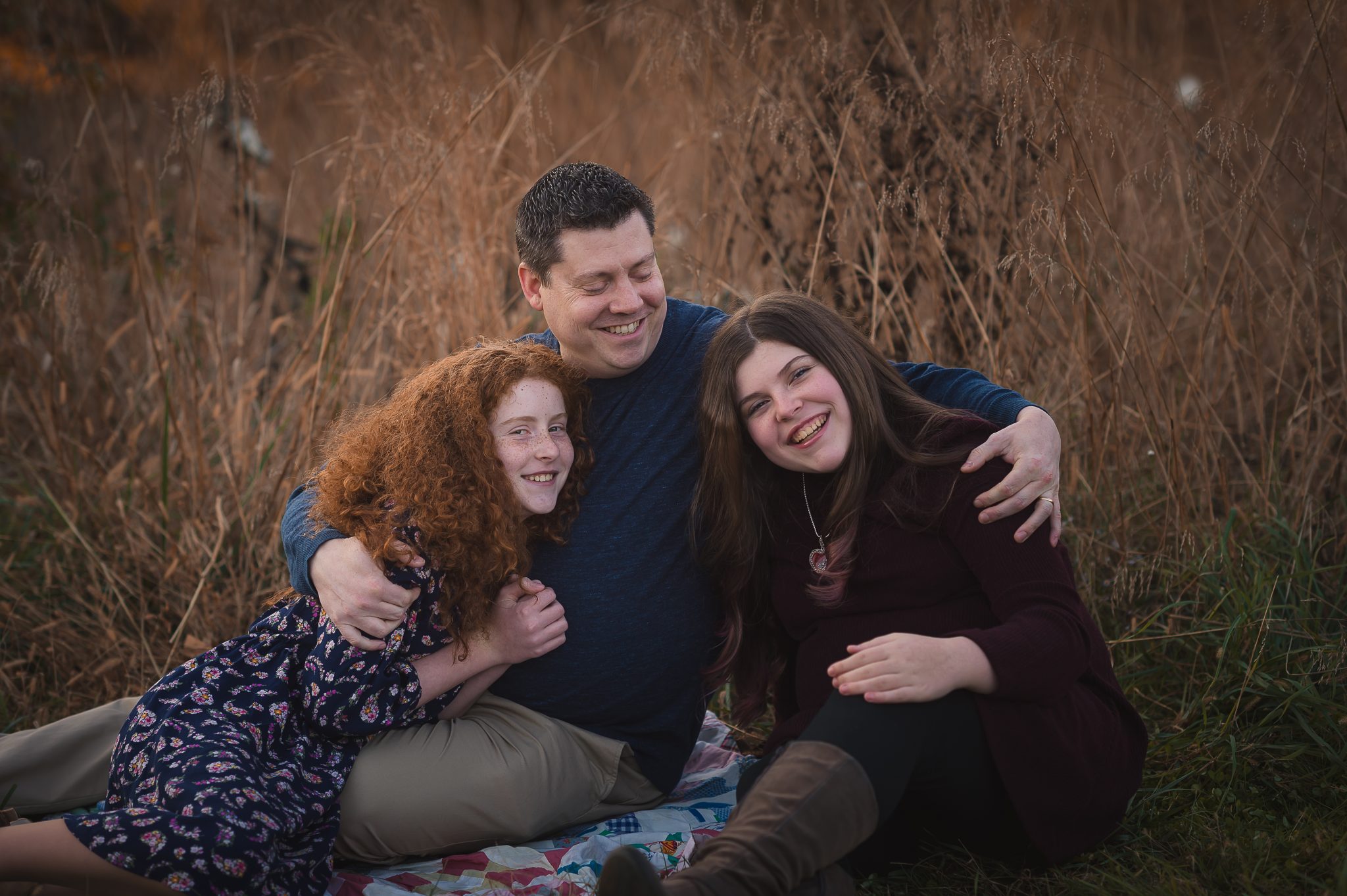 A Golden Fall Evening in Bucks County | Outdoor Family Photos