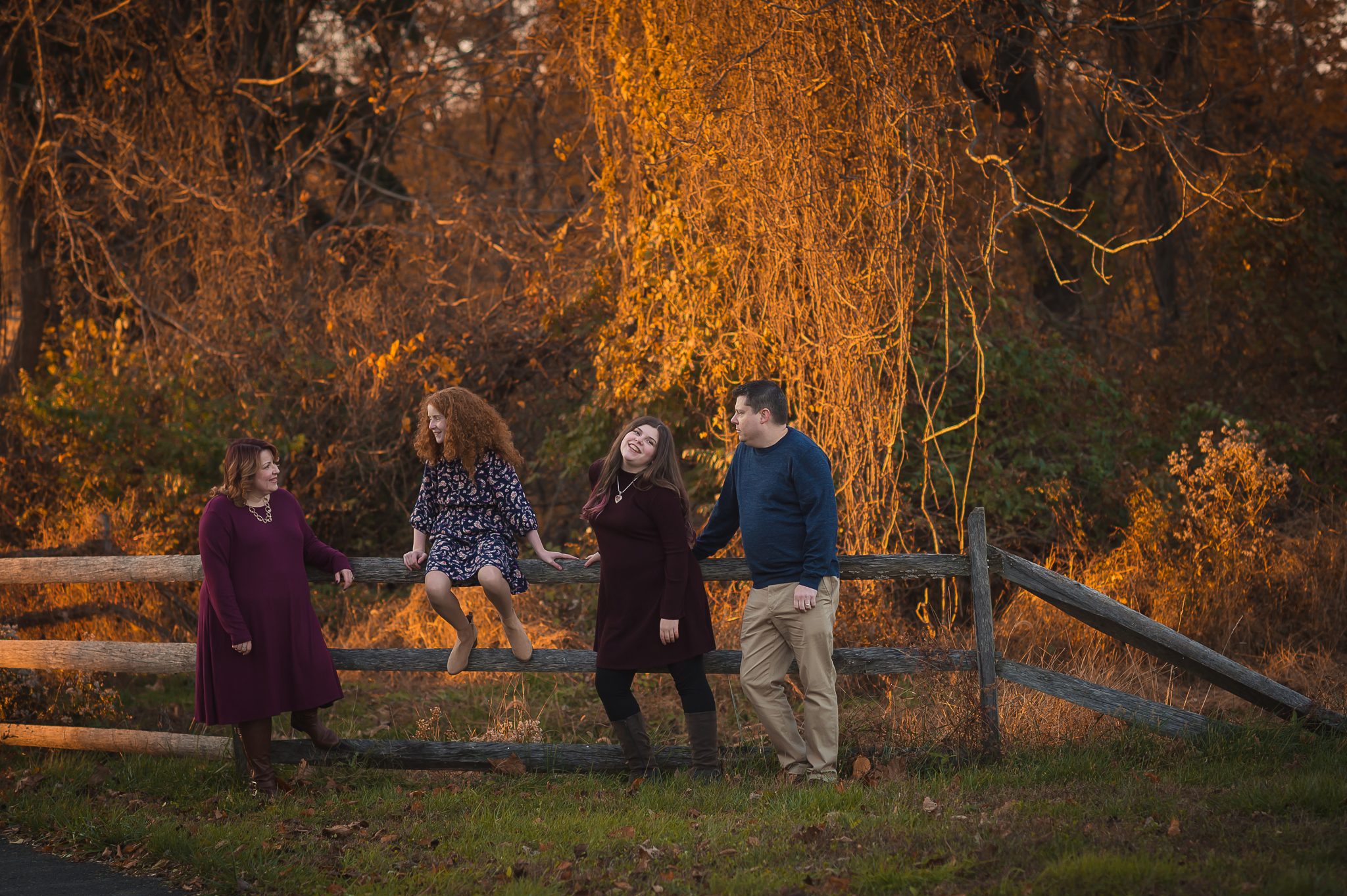 A Golden Fall Evening in Bucks County | Outdoor Family Photos