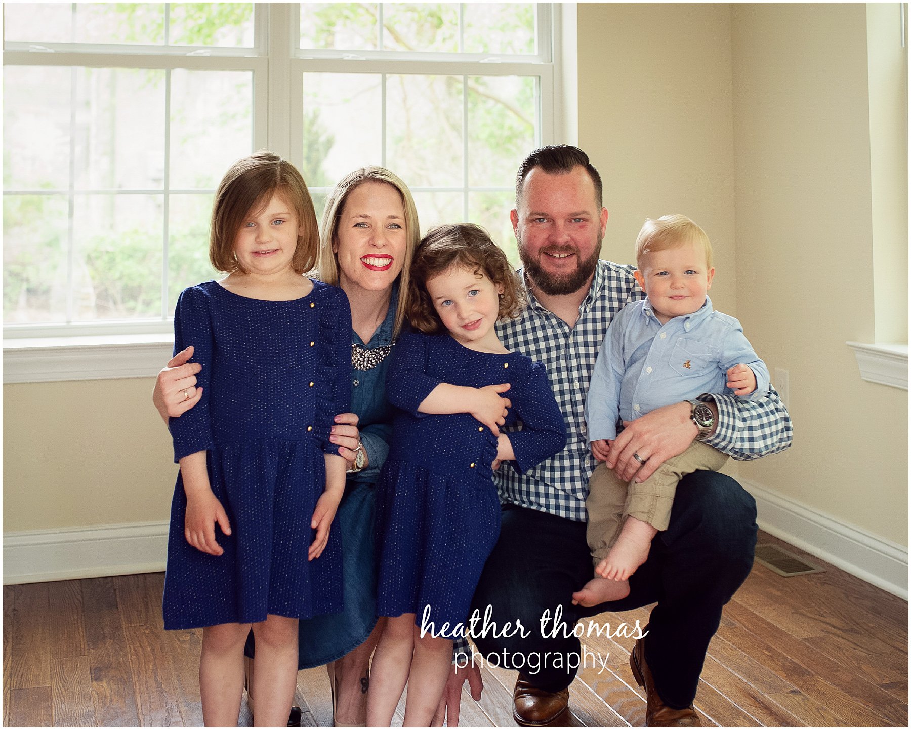 montgomery county family photographer-10.jpg a picture of a family of 5 inside their home at a lifestyle portrait session