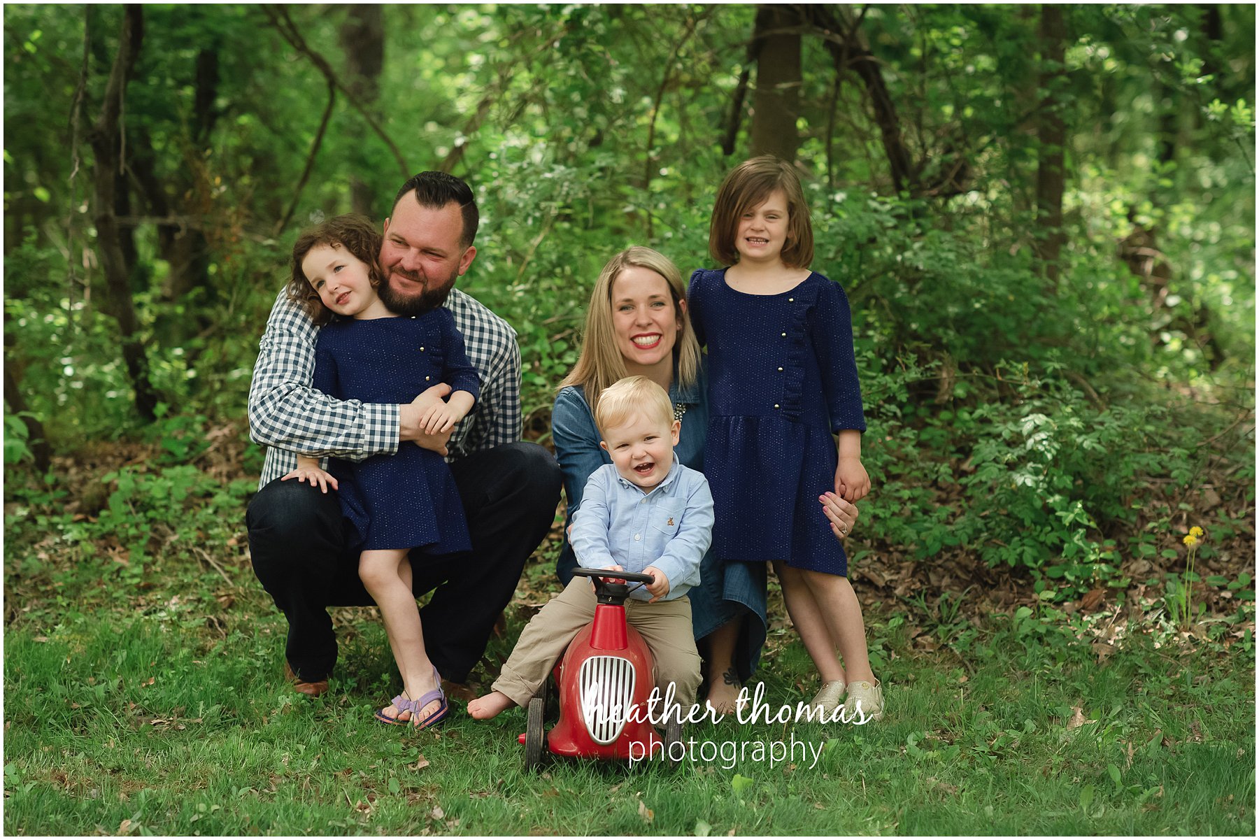 montgomery county family photographer-66.jpg a family of five outside in lansdale pa