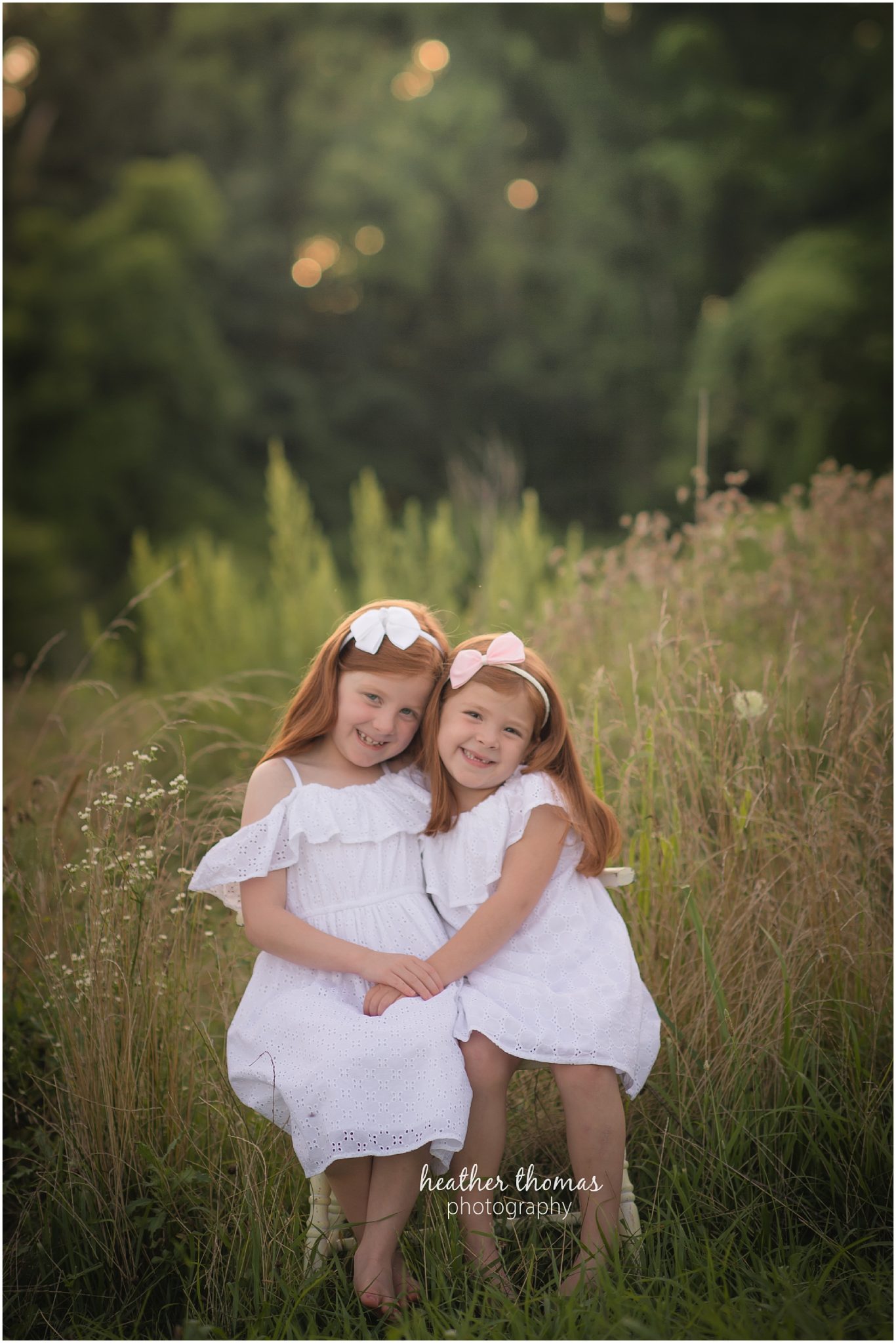 philadelphia photography session-1.jpg sisters smiling for a portrait in philadelphia