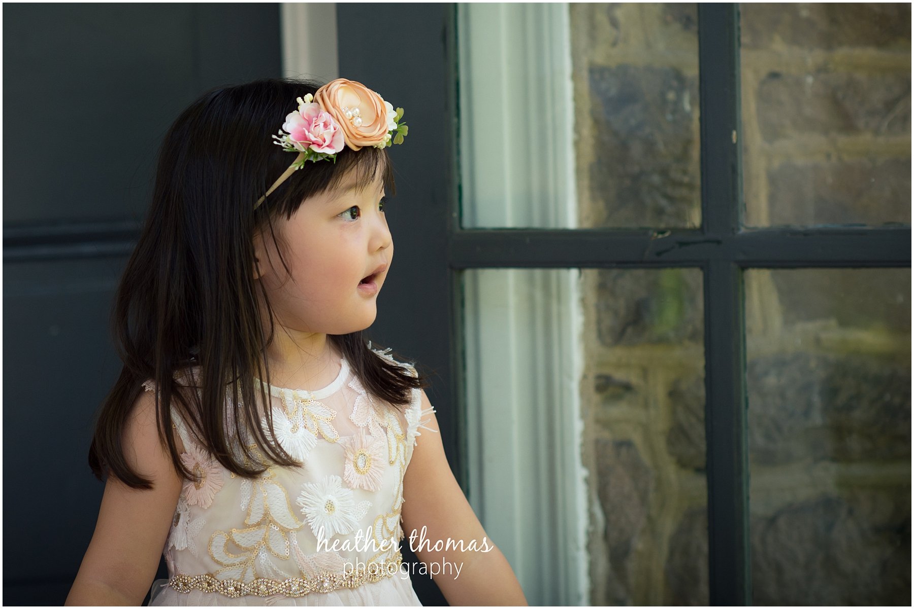 a first birthday cake smash in bucks county pa first-birthday-photos-philadelphia-32.jpg