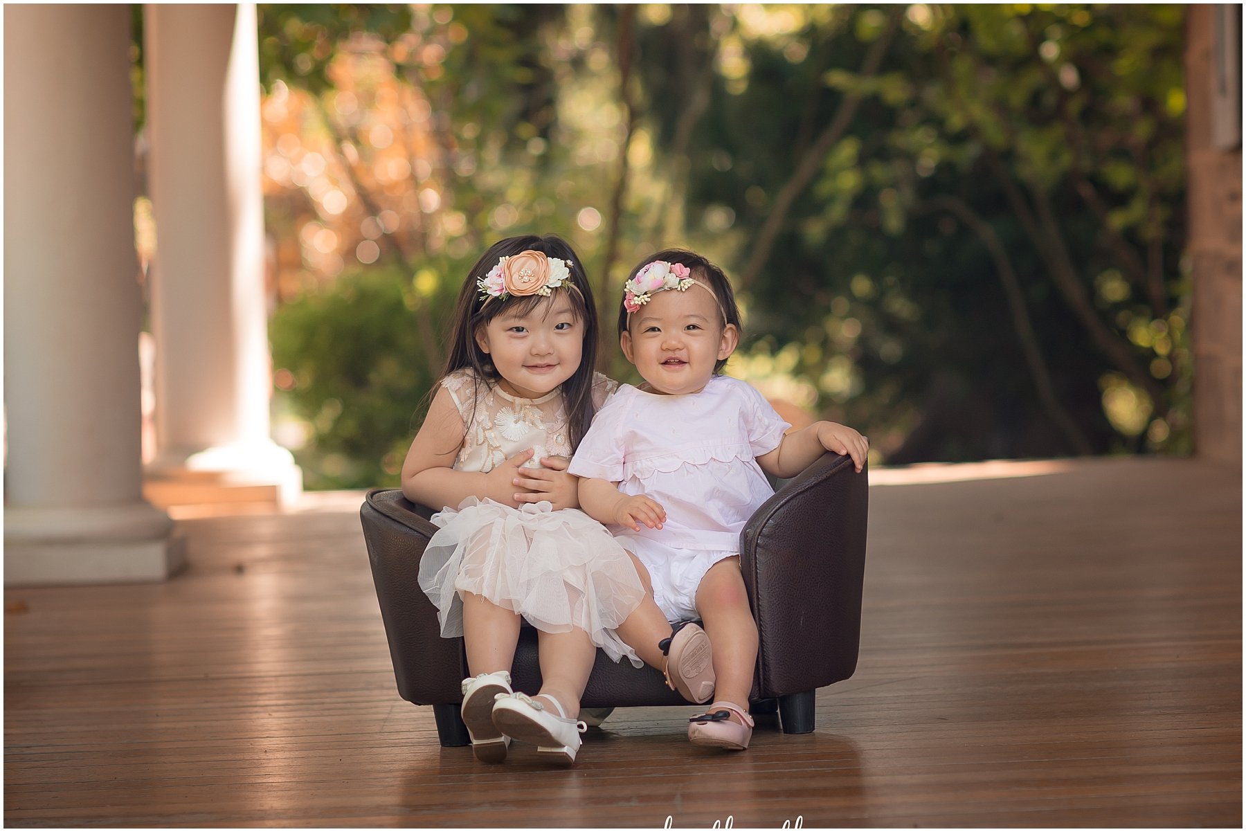 a first birthday cake smash in bucks county pa first-birthday-photos-philadelphia-38.jpg