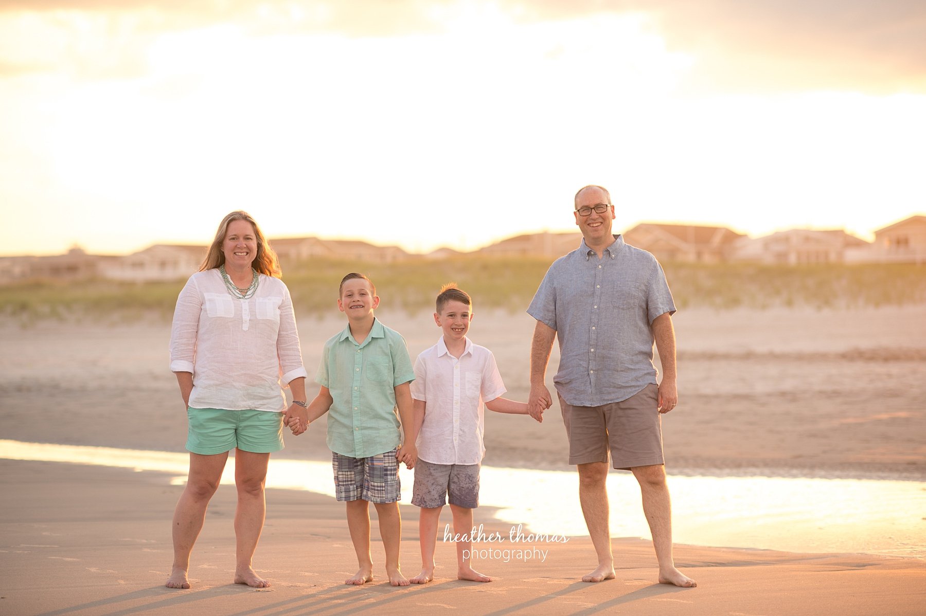 pictures of a family photo shoot in ocean city nj ocnj-beach-photographers-43.jpg