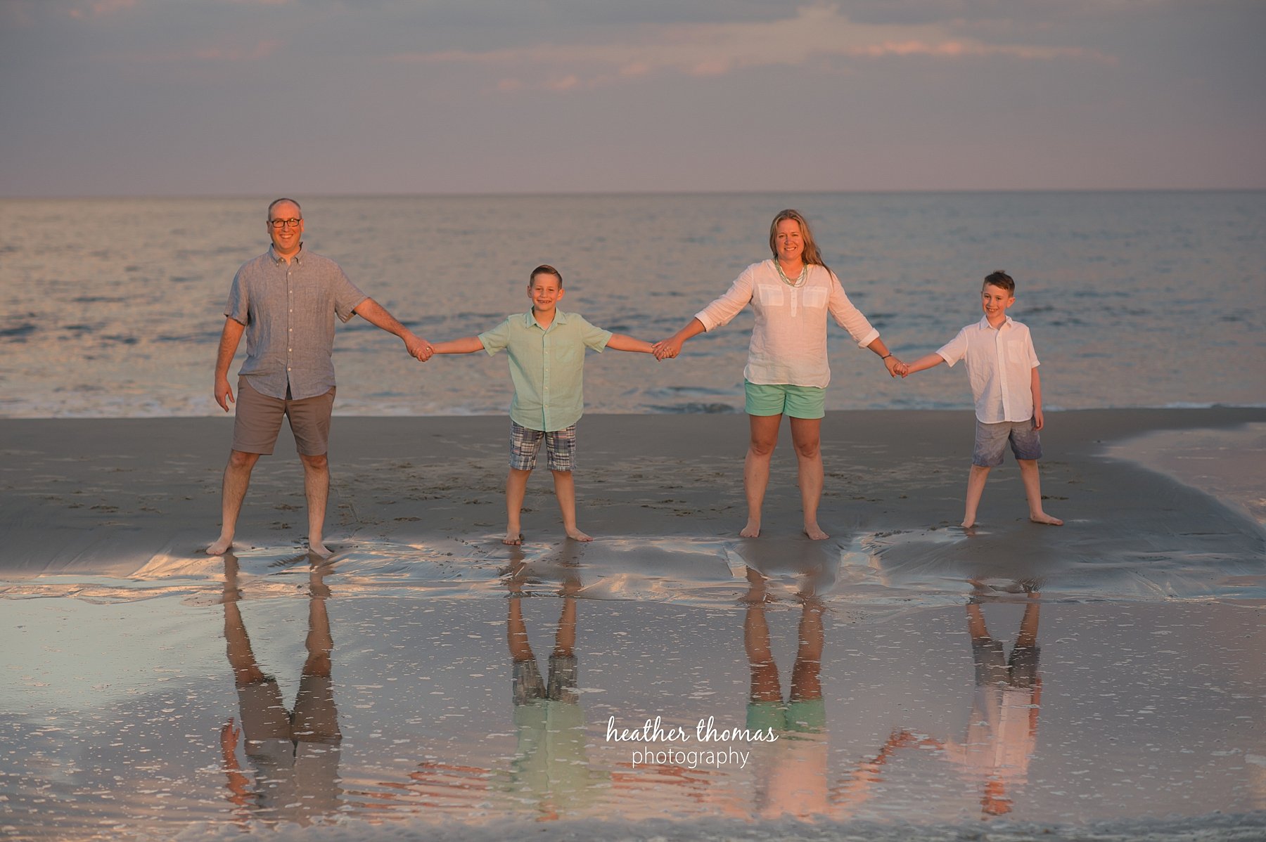 pictures of a family photo shoot in ocean city nj ocnj-beach-photographers-51.jpg