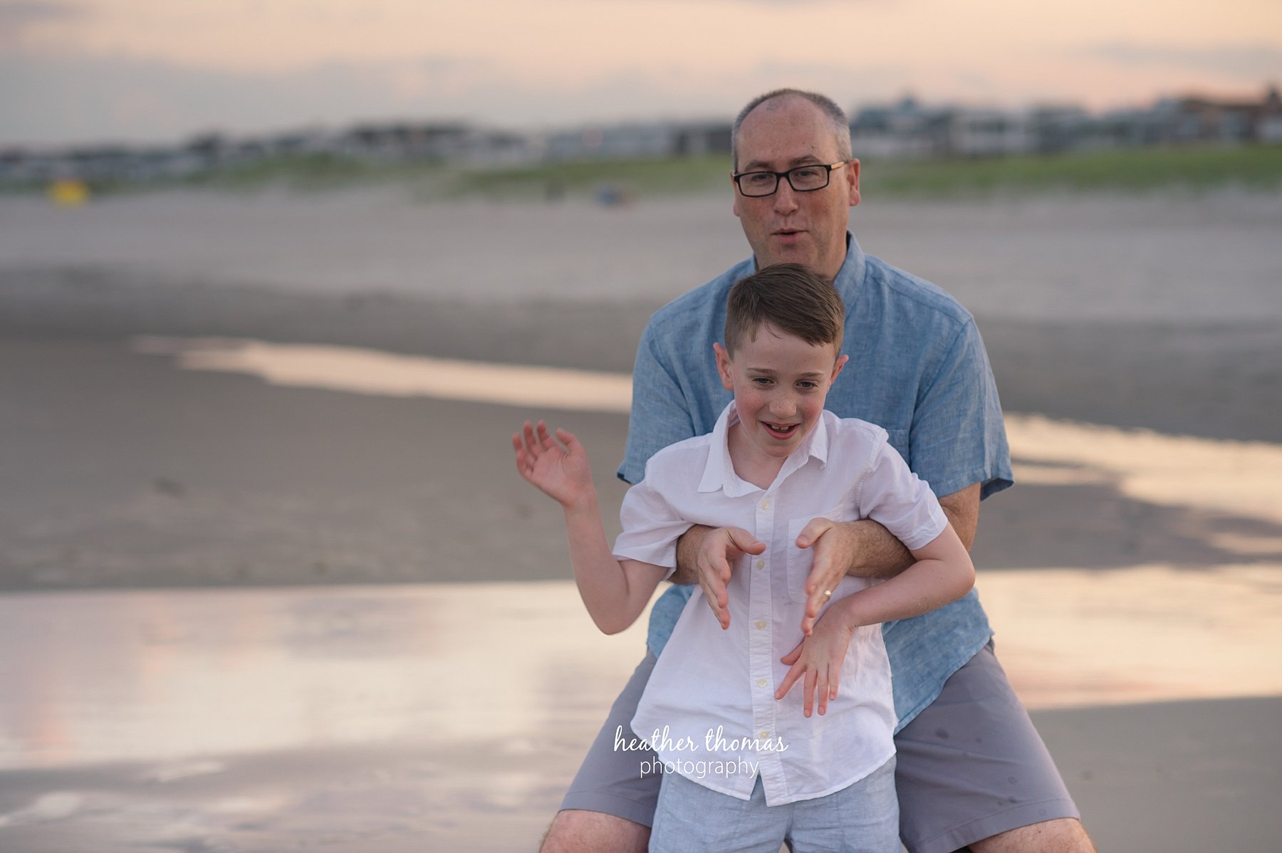 pictures of a family photo shoot in ocean city nj ocnj-beach-photographers-76.jpg
