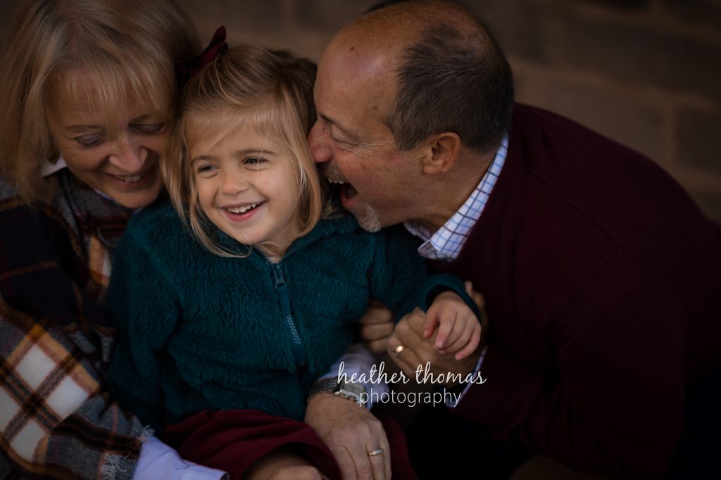 Extended Family Photo Shoot in Philadelphia, PA | Heather Thomas Photography granddaughter with grandparents laughing
