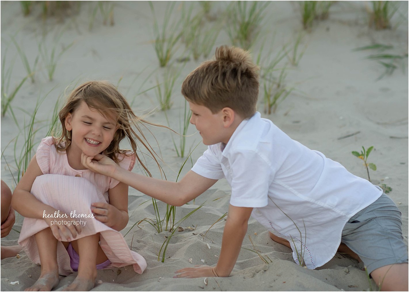 a photographer in avalon at a family beach shoot Avalon-Beach-Portraits-30.jpg