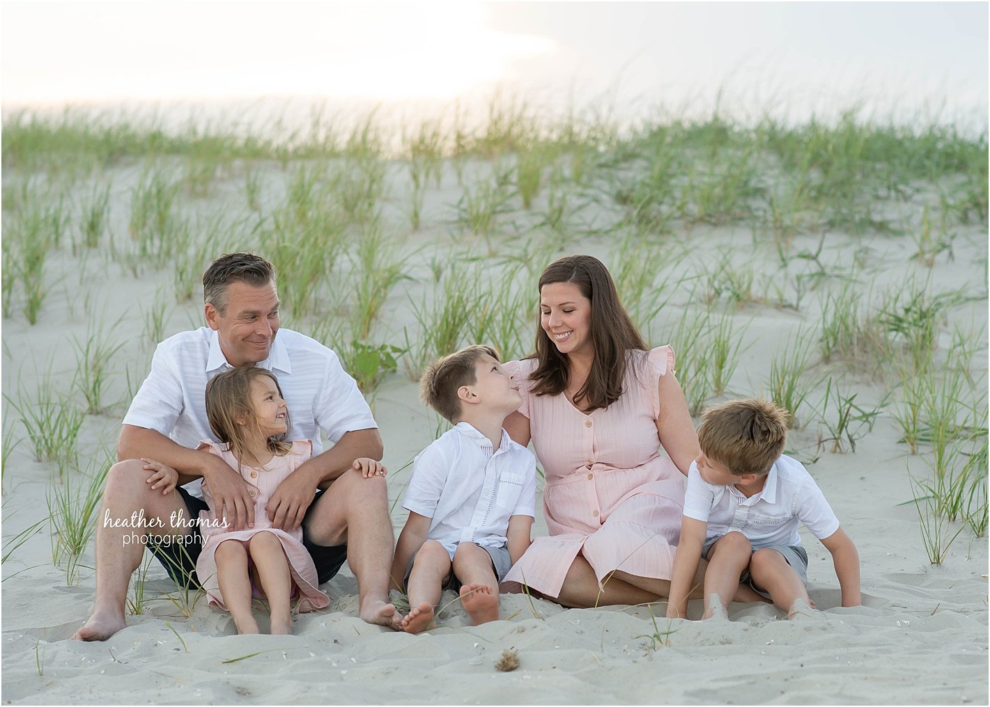 a photographer in avalon at a family beach shoot Avalon-Beach-Portraits-34.jpg