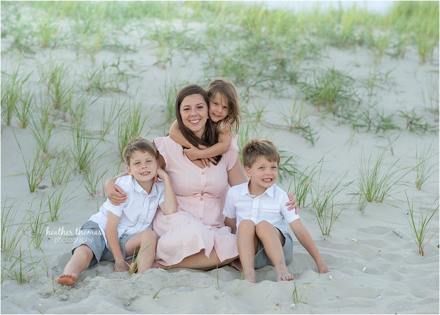 Avalon-Beach-Portraits-39.jpg Avalon-Beach-Portraits-39.jpg