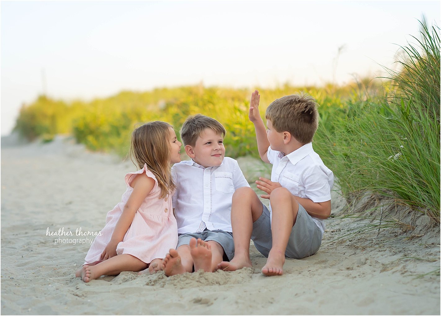 Avalon-Beach-Portraits-5.jpg Avalon-Beach-Portraits-5.jpg