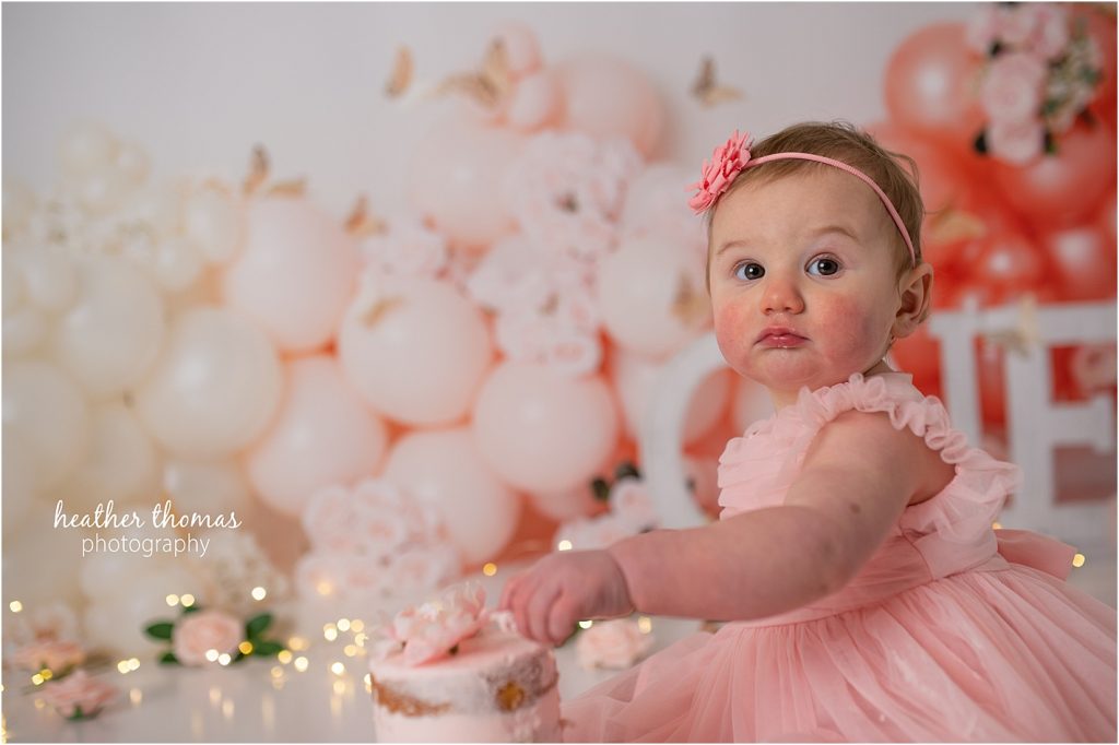 Smashing Cake in Newtown PA - A 1st Birthday Photo Shoot with Heather Thomas Photography