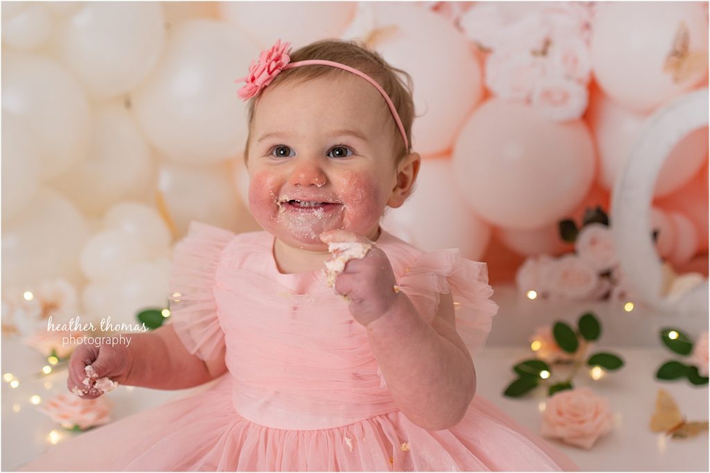 Smashing Cake in Newtown PA - A 1st Birthday Photo Shoot with Heather Thomas Photography