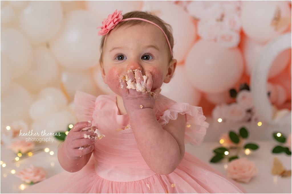 Smashing Cake in Newtown PA - A 1st Birthday Photo Shoot with Heather Thomas Photography