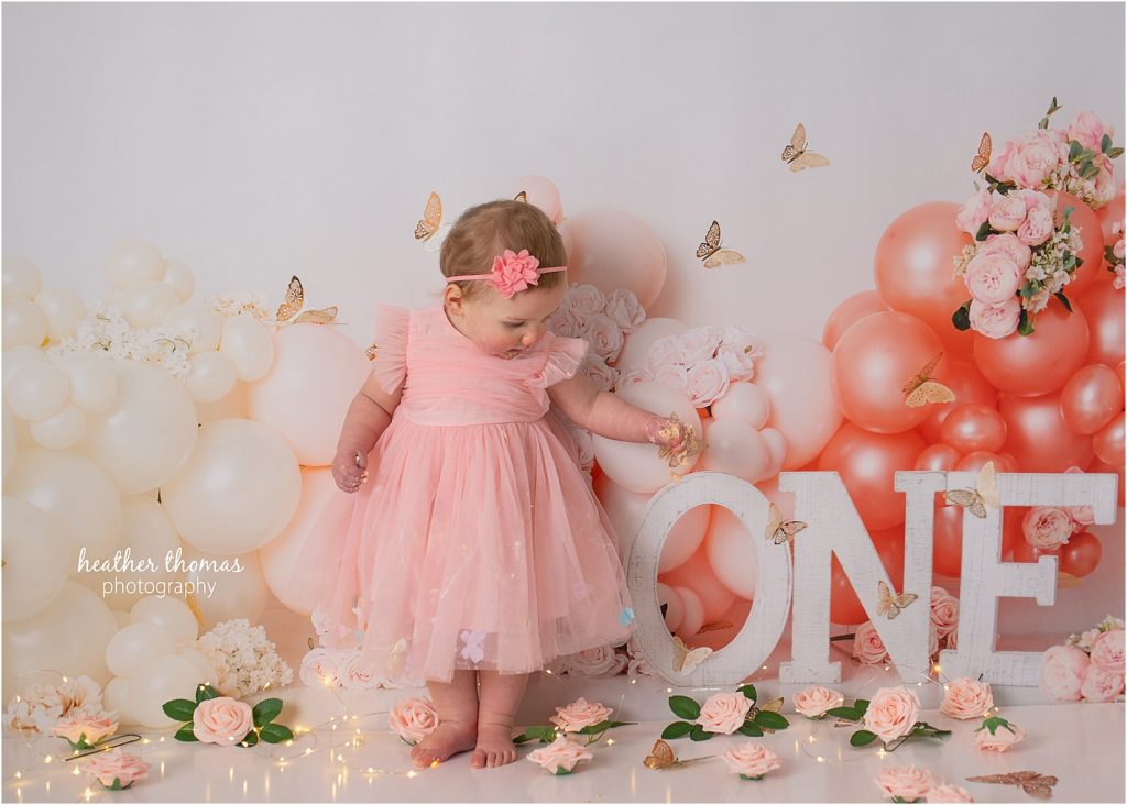 Smashing Cake in Newtown PA - A 1st Birthday Photo Shoot with Heather Thomas Photography