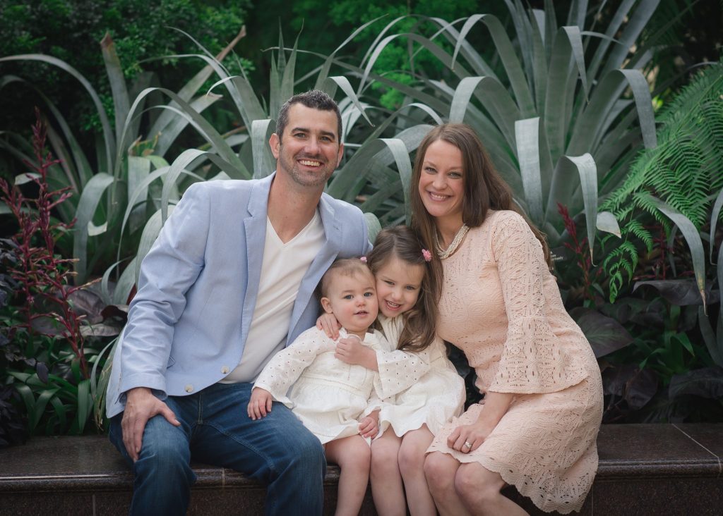 Hot Mama! Posing Tips to Make You Look Fabulous in Photos | Family Photography Philadelphia