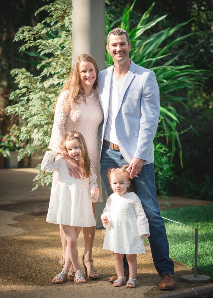 Hot Mama! Posing Tips to Make You Look Fabulous in Photos | Family Photography Philadelphia