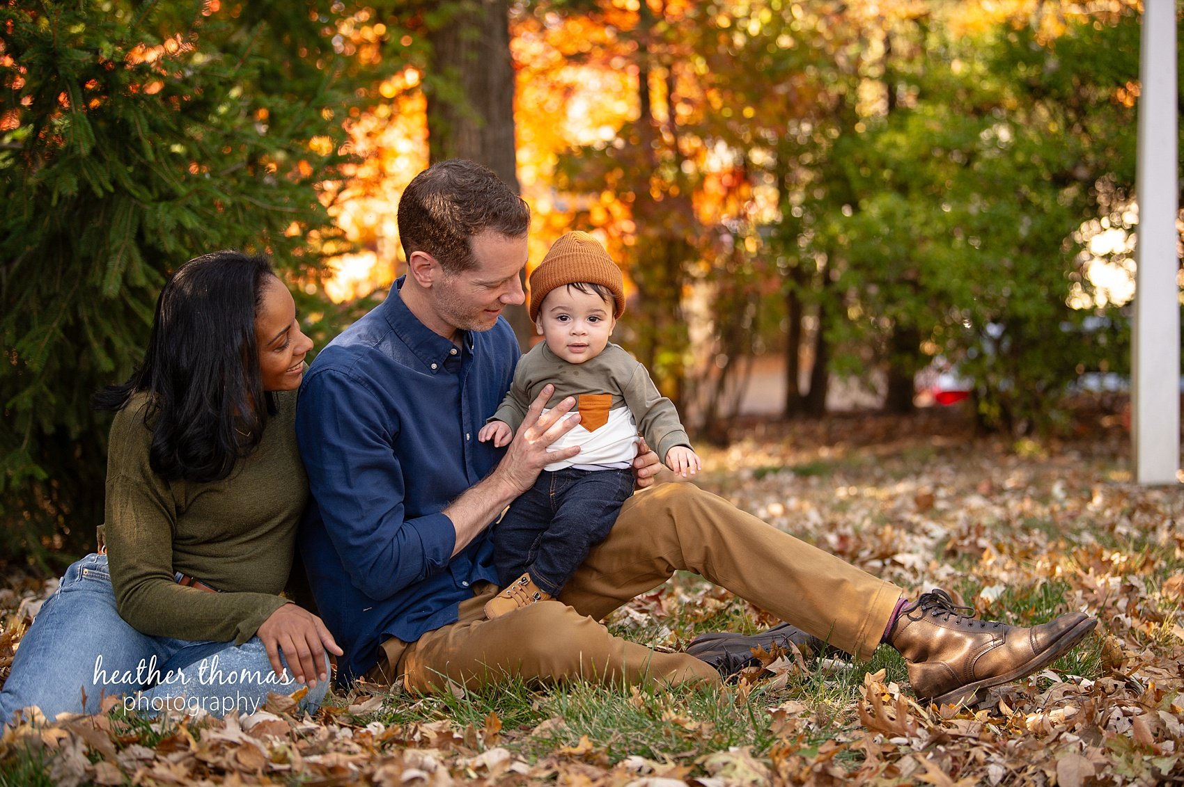 baby-photos-bucks-county-heather-thomas-photograhy-1.jpg Adorable baby boy fall photoshoot at best pumpkin patches near Philadelphia area