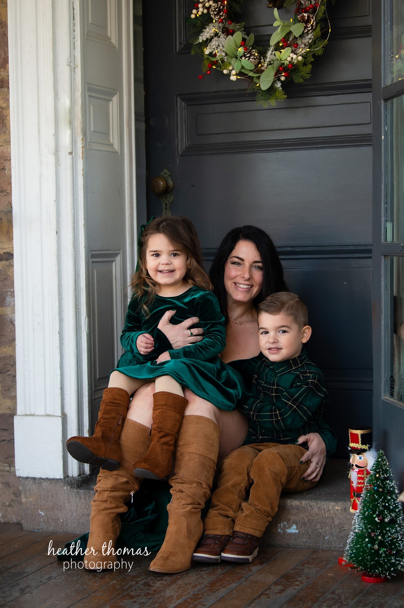 Bandish - Christmas-9-Edit.jpg Bandish - Christmas-9-Edit.jpg