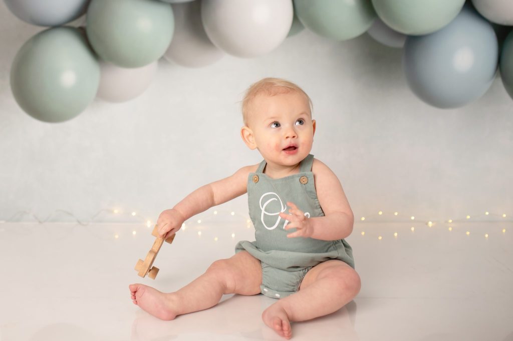 What Is a Cake Smash Photoshoot in Phildelphia?